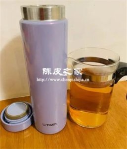 保温杯内能泡陈皮和红枣水吗