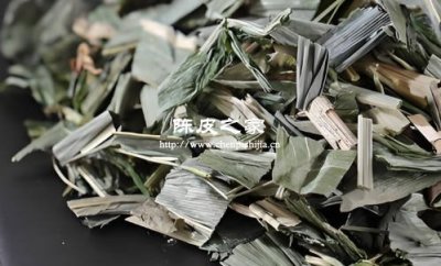 谁说陈皮只能配普洱？加淡竹叶煮水，清热又解腻